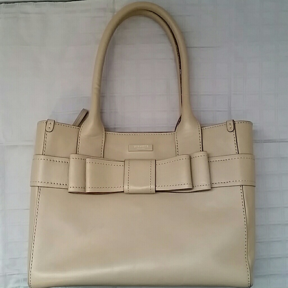 kate spade Quinn Villabella Avenue handbag